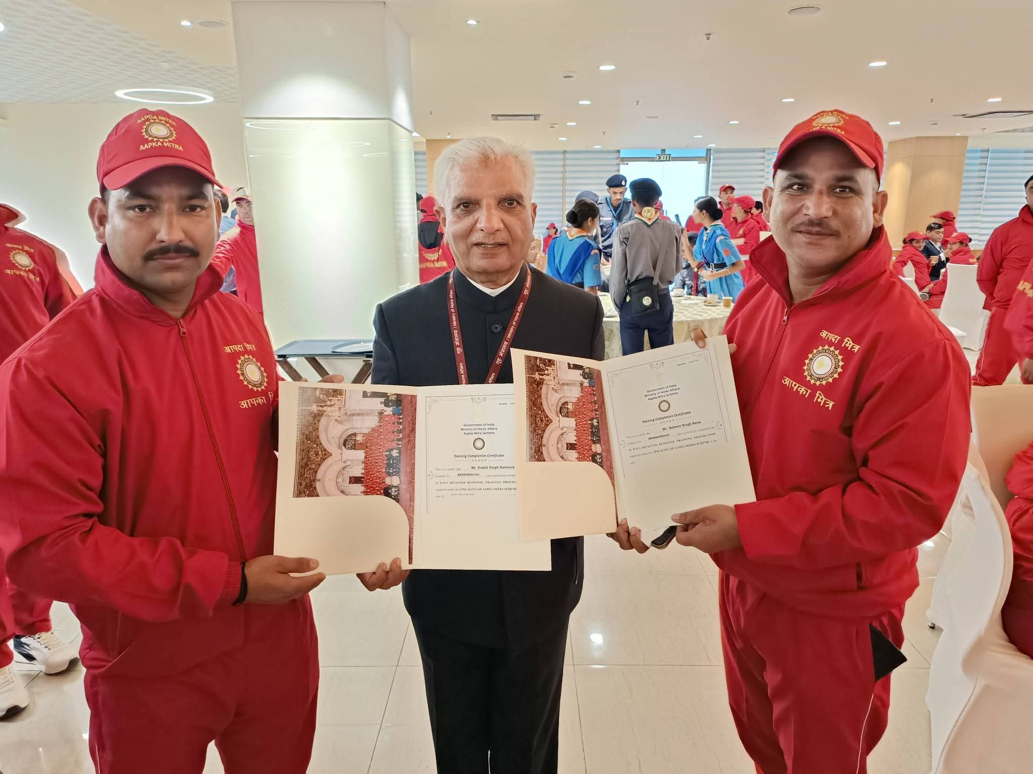 Uttarakhand News- गणतंत्र दिवस पर चमका उत्तराखण्ड: आपदा मित्र स्वयंसेवकों की रिपब्लिक डे सेलिब्रेशन-2026 में सक्रिय भागीदारी, राष्ट्रपति भवन का किया भ्रमण…..