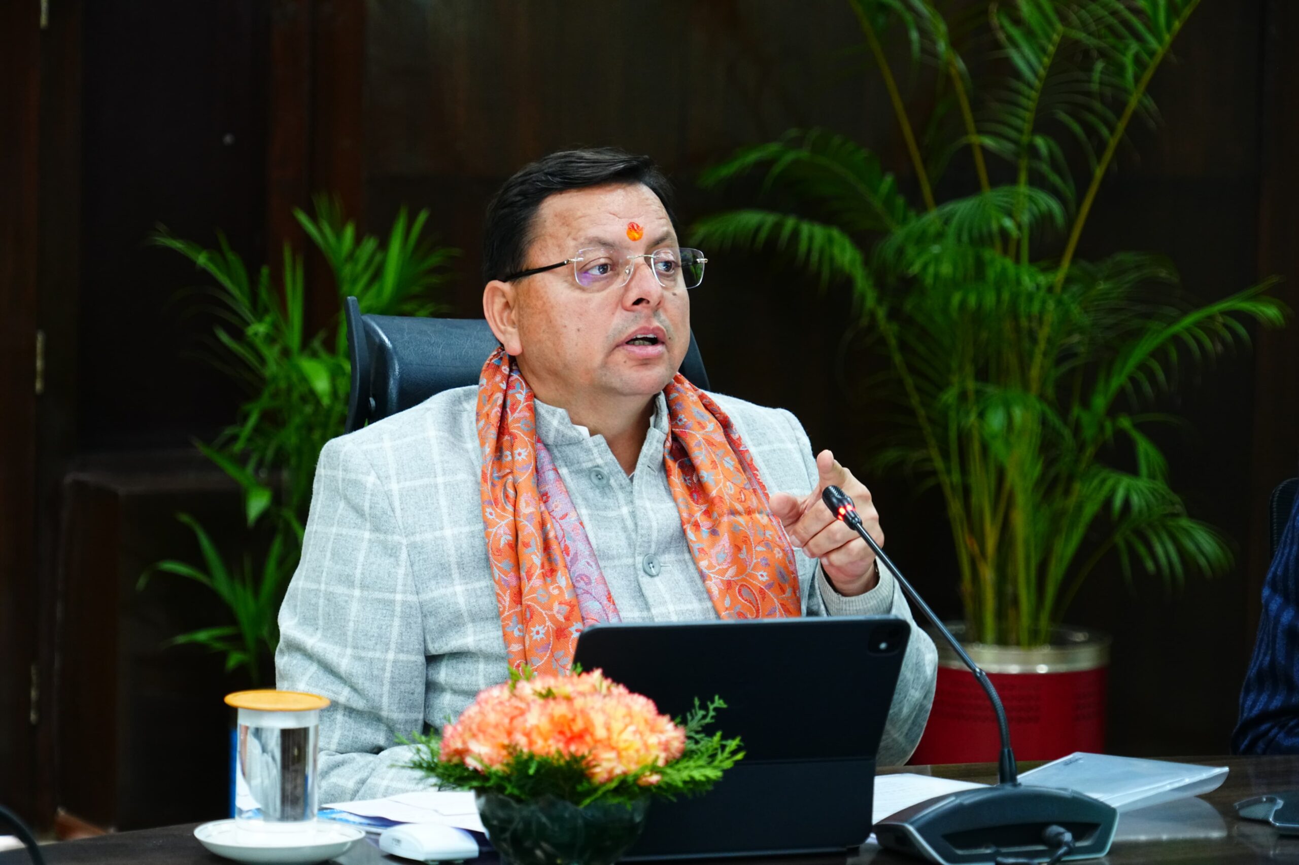 Uttarakhand News: उत्तराखण्ड में साहसिक पर्यटन को नई ऊंचाई — CM धामी के निर्देश पर 83 पर्वत चोटियां पर्वतारोहण के लिए खोली गईं….