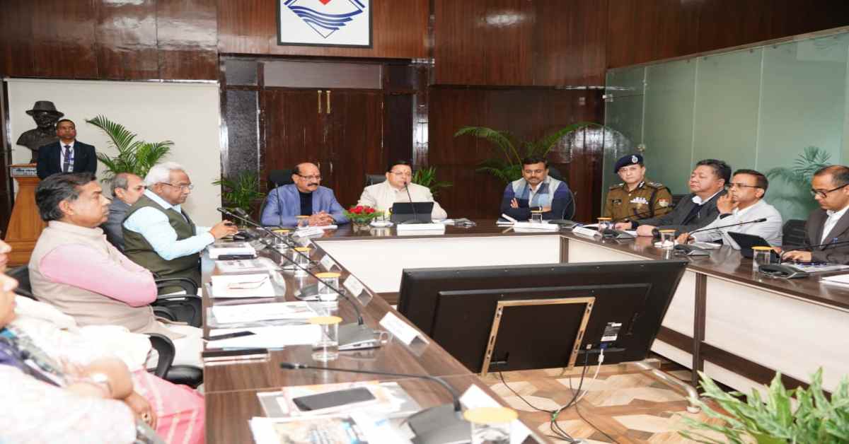 Uttarakhand News: कुंभ मेला-2027 तैयारियों की CM धामी ने की समीक्षा, अधिकारियों को अक्टूबर तक सभी कार्य पूरे करने के निर्देश, कहा- काम में देरी या लापरवाही बर्दाश्त नहीं…..