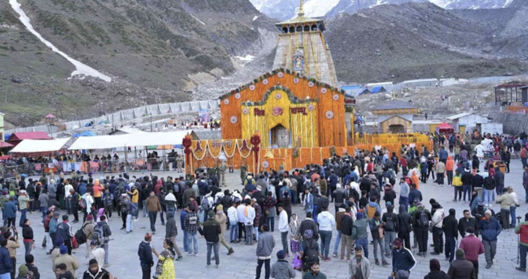 चारधाम यात्रा: तीर्थयात्री खुद भी रखें सेहत का ख्याल, 13 भाषाओं में दिशा-निर्देश जारी, इन बातों का दें ध्यान