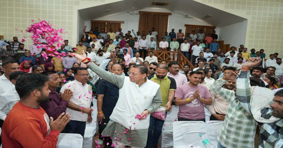 Uttarakhand News: निकाय कर्मचारियों के आभार रैली में शामिल हुए CM धामी, कहा– विकास में उनकी भूमिका अहम…..