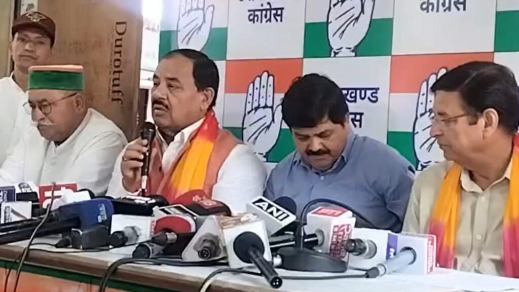 ganesh-godiyal-pritam-singh-harak-singh-rawat_58e1c871a80123556ffab95e1bed8def.jpeg