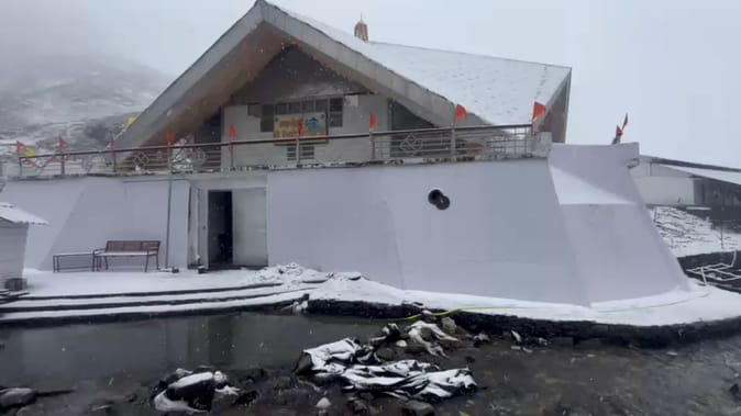 hemkund_ff9094be91bdd5674890dba7eb20e5dc-1.jpeg